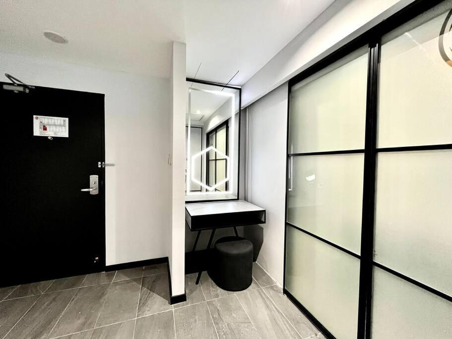 #16 M101 Dang Wangi Klcc View Pool By Livin Appartement Kuala Lumpur Buitenkant foto